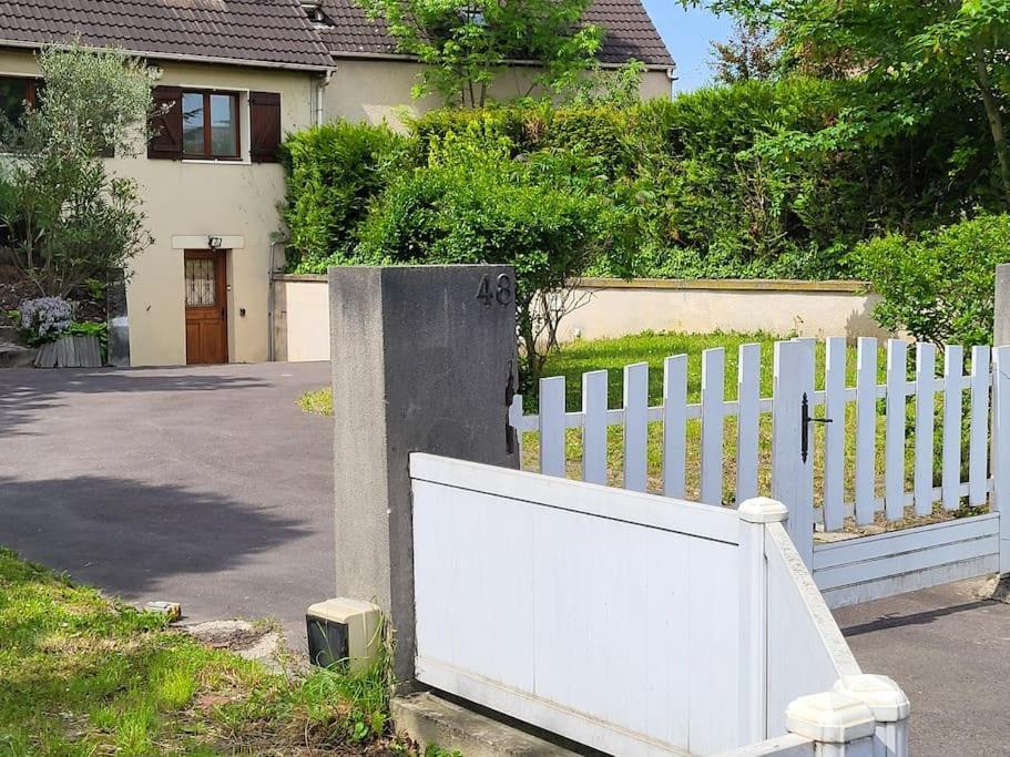 Appartement Paris Disneyland, Parking Gratuit, Rer A Noisy-le-Grand Exterior foto