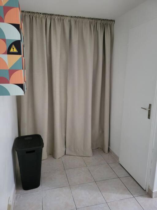 Appartement Paris Disneyland, Parking Gratuit, Rer A Noisy-le-Grand Exterior foto